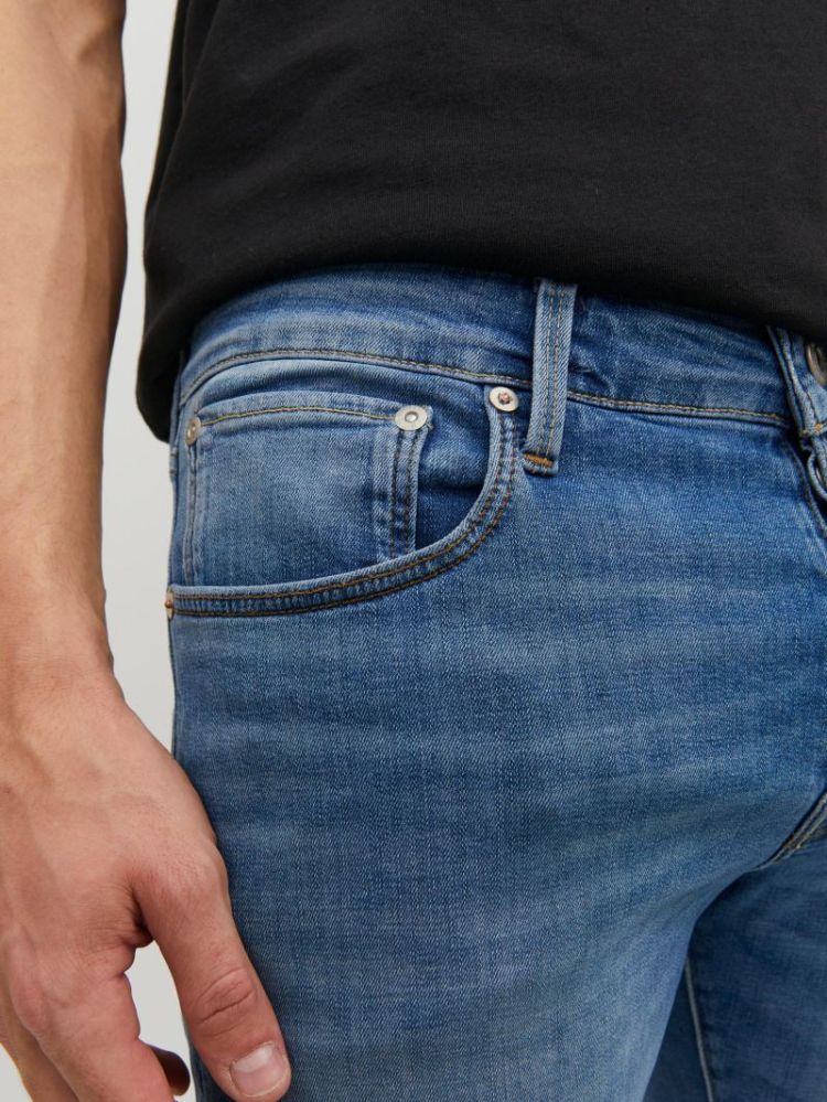 BLUE DENIM