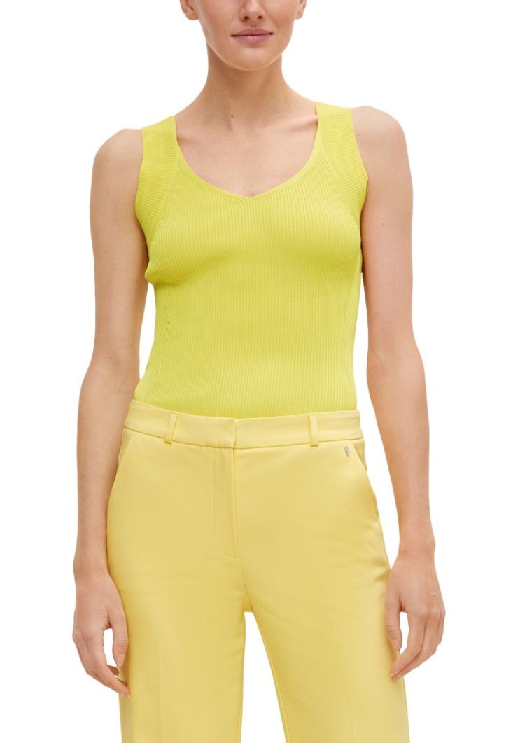 BRIGHT YELLOW