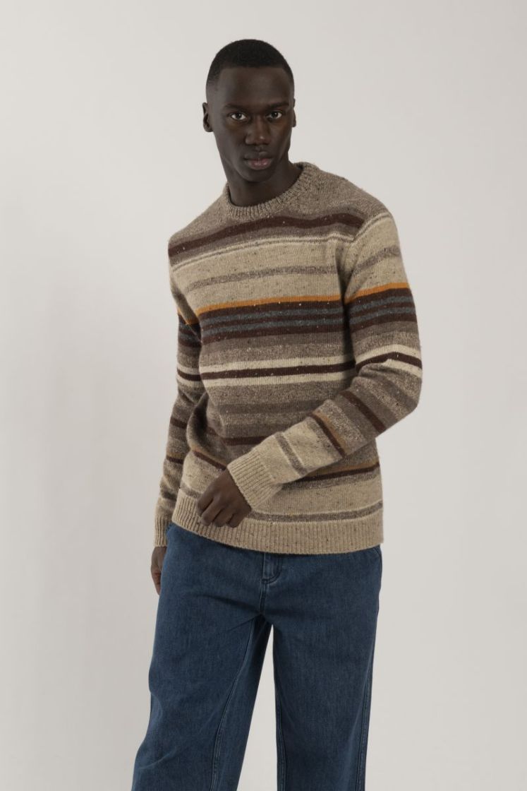 DARK BROWN